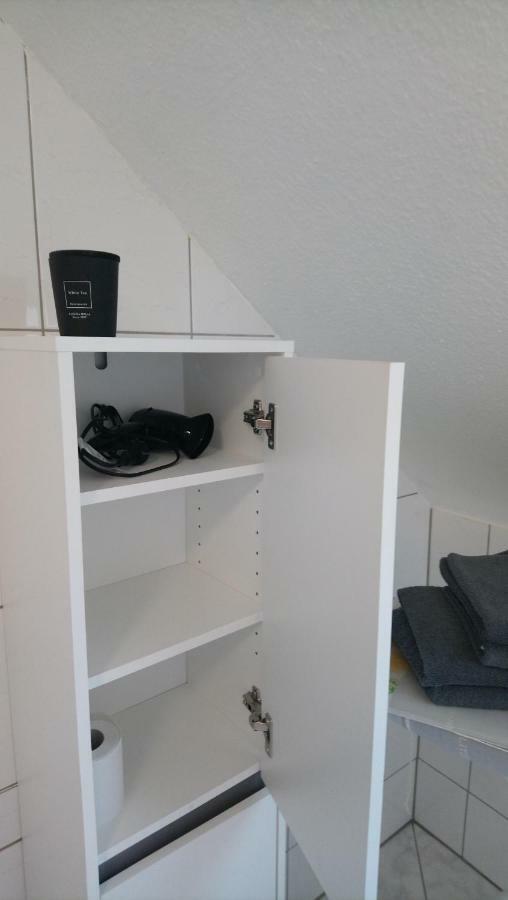 Ferienwohnung Mit 2 Schlafzimmern Und Parkplatz Erfurt Esterno foto